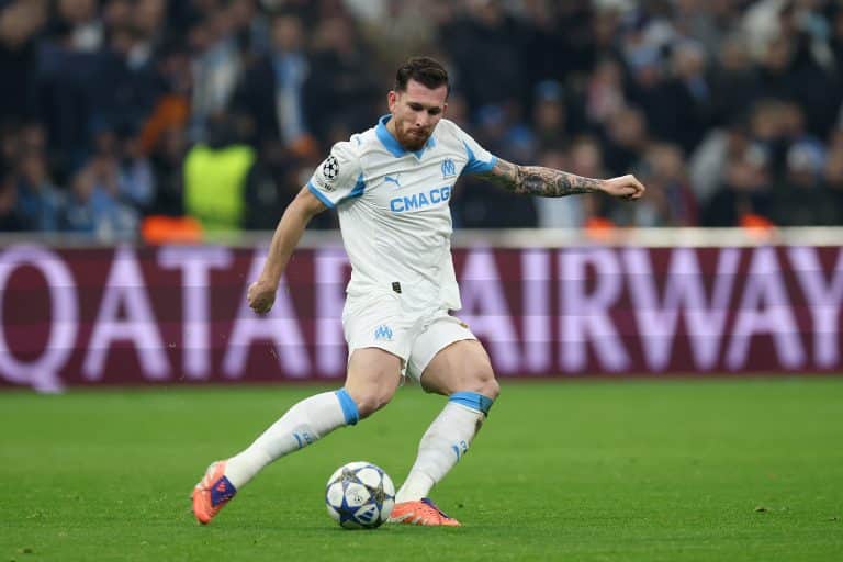 Medhi Benatia calme la Juventus pour Pierre-Emile Højbjerg
