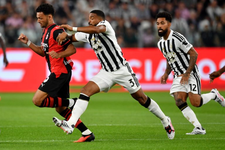 Juve–Sassuolo peut se décider très haut sur le terrain (Photo by Valerio Pennicino/Getty Images)