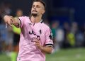 Conceição et Zhegrova face au problème créé par le 3-4-2-1 (Getty)